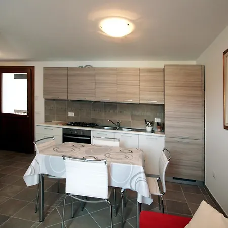 Nonna Leni - & Maison d'hôtes Frisanco