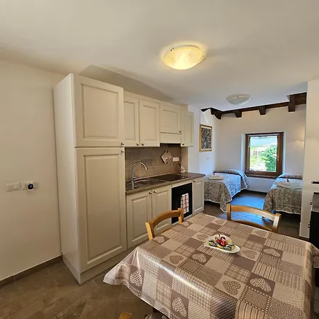 Nonna Leni - Rooms & Apartments Πανσιόν 3*