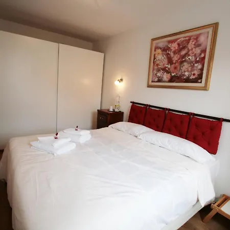Πανσιόν Nonna Leni - Rooms & Apartments Frisanco