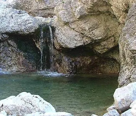 Πανσιόν Nonna Leni - Rooms & Apartments 3*