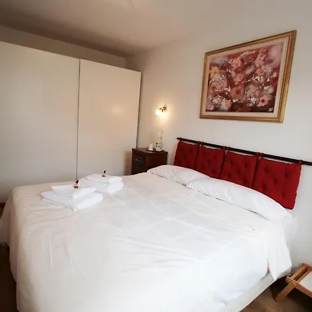 Nonna Leni - Rooms & Apartments Πανσιόν