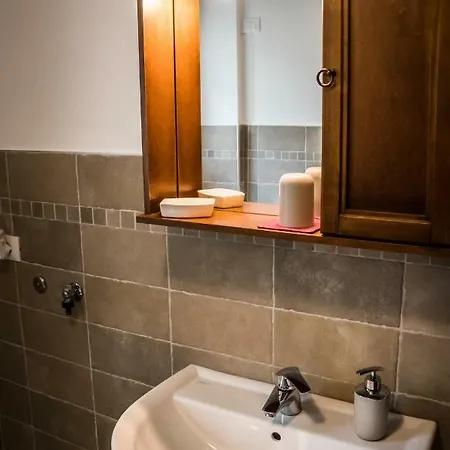 Nonna Leni - Rooms & Apartments Πανσιόν 3*