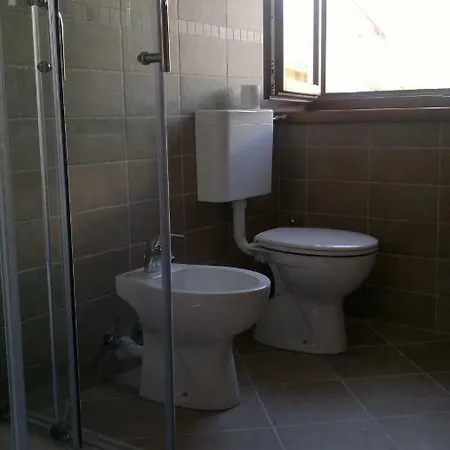 Nonna Leni - Rooms & Apartments Πανσιόν